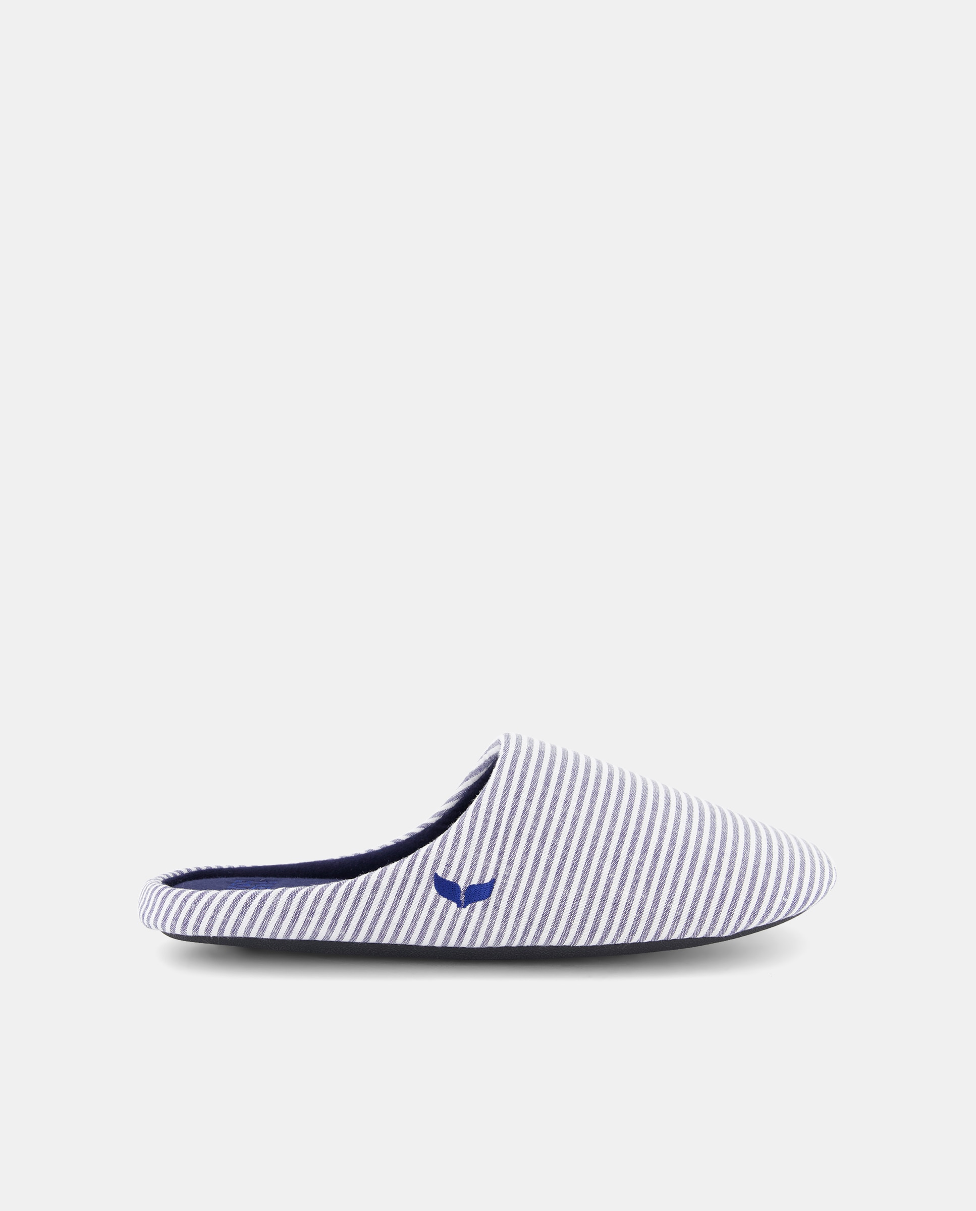 Imagen 0 de Zapatillas de casa de hombre con rayas