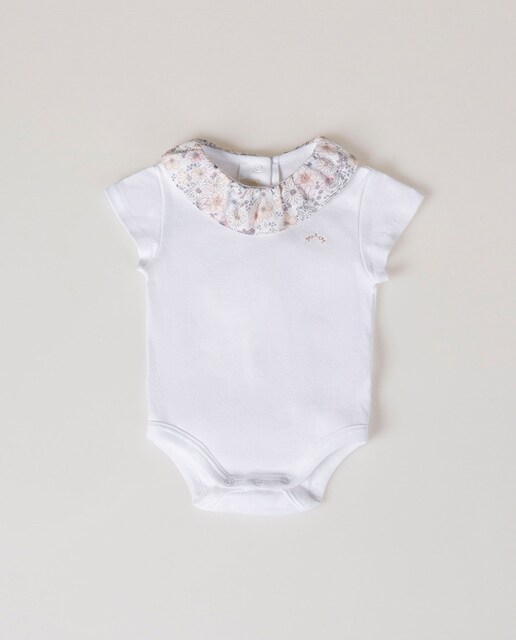 Imagen 0 de Body con cuello de bebé niña