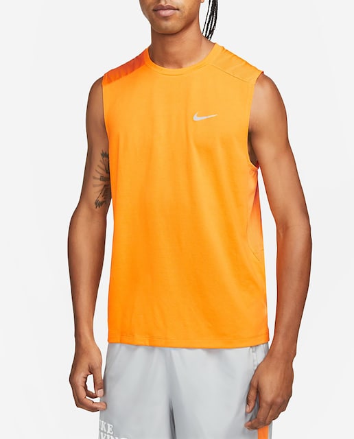 Imagen 0 de Camiseta de hombre Dri-FIT Run Division Rise 365 Nike