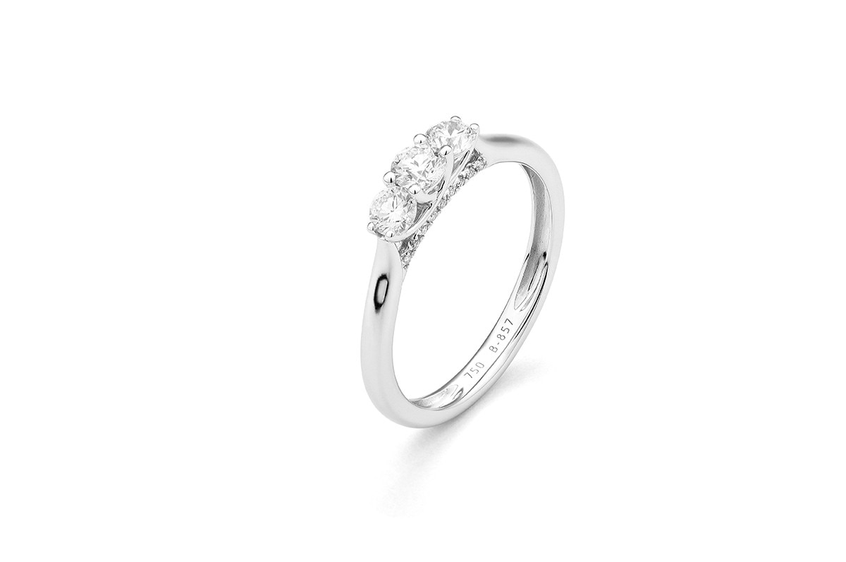 Imagem 0 de Anel de Ouro e Diamantes Diamonds