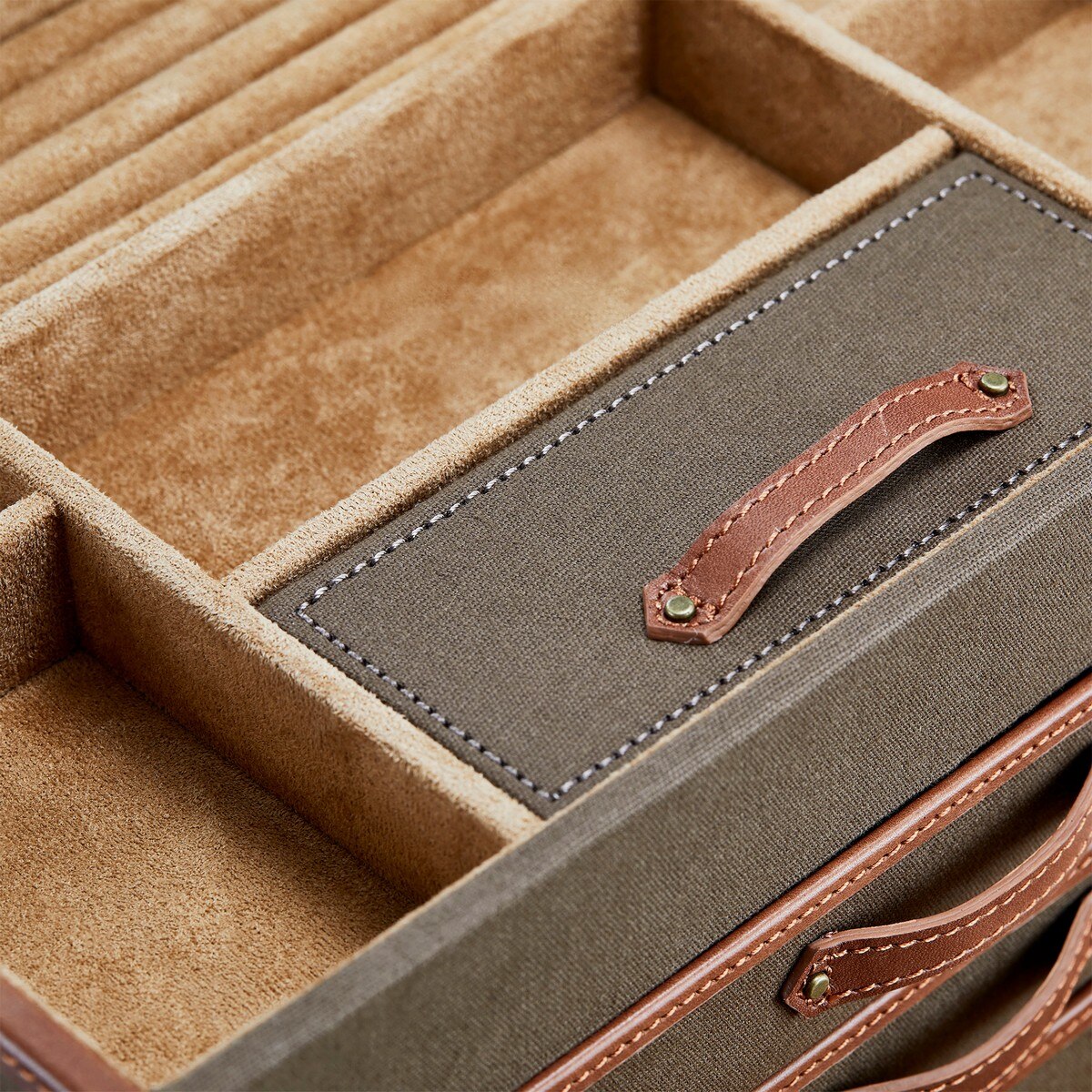 Estojo de Viagem para jóias e relógios 6