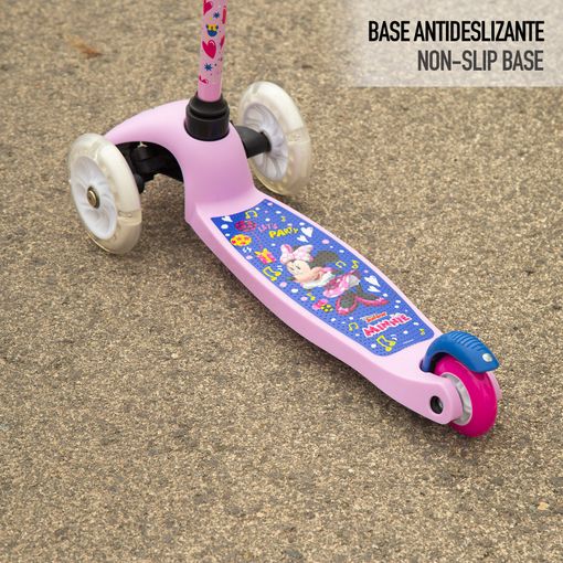 Minnie Mouse - Trotinete de 3 Rodas Com Luzes 6
