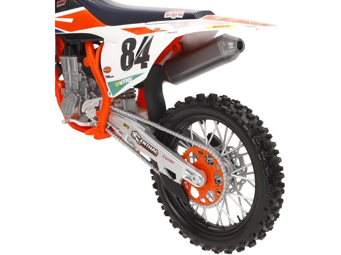 Mota Red Bull 1:6 4