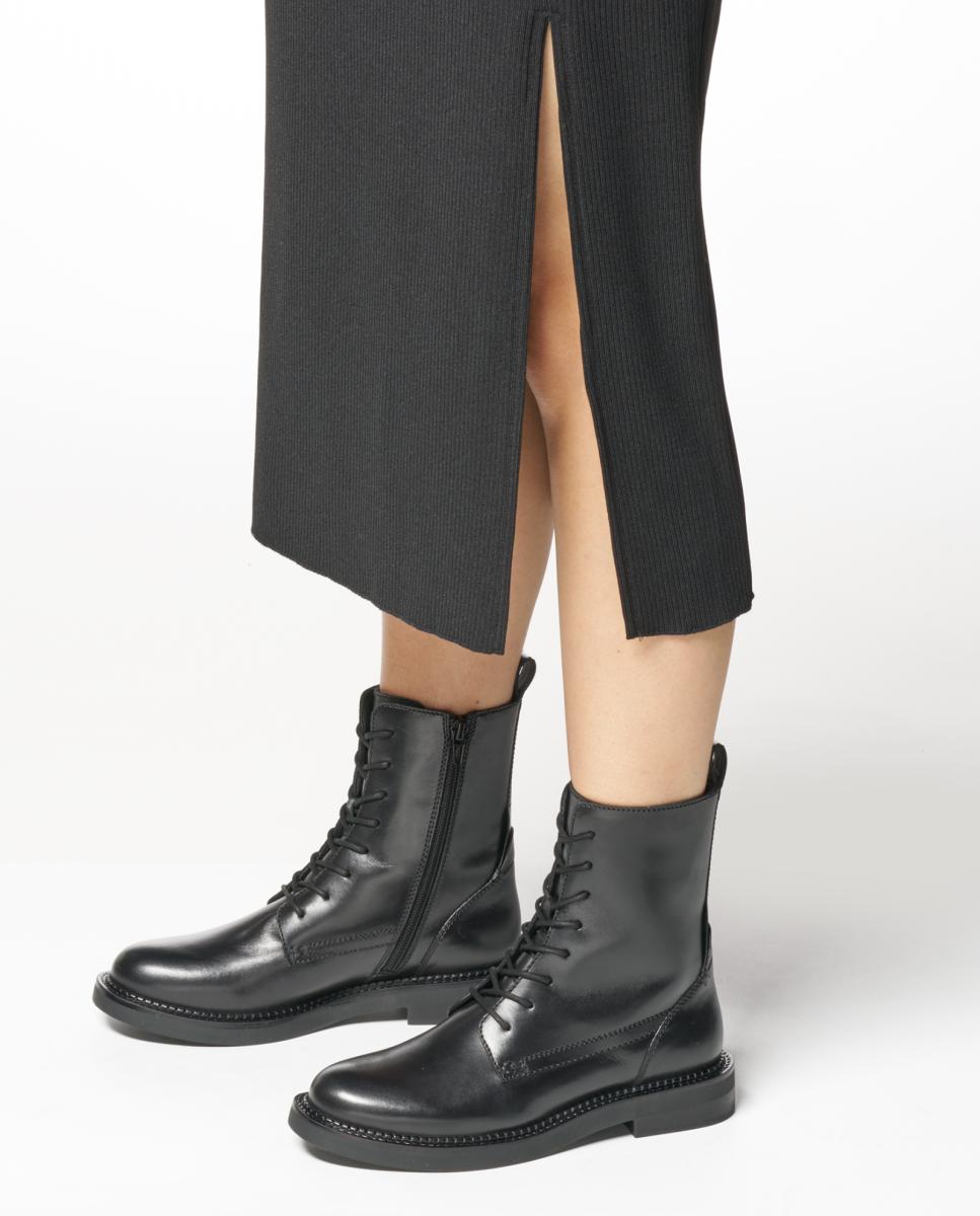 Botins com atacadores e fecho lateral Preto-10