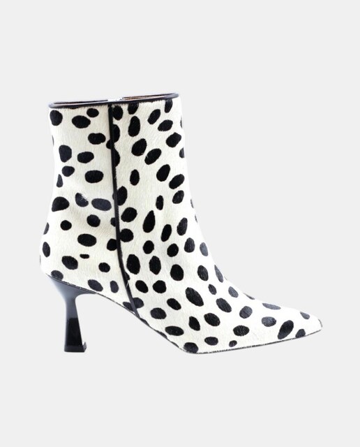 Imagem 0 de Botim Pelo Leopardo Branco/Preto