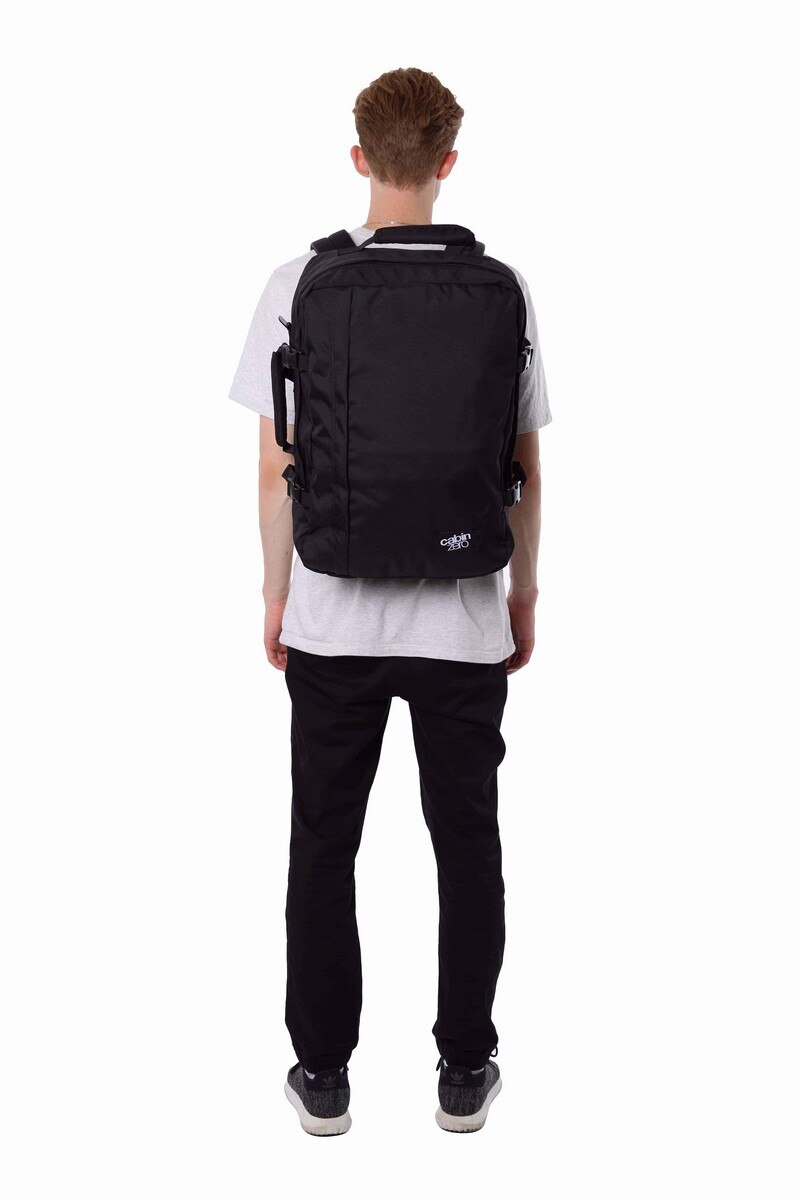Mochila CZ06 flexível preta pequena, com capacidade para 44 L Preto-8