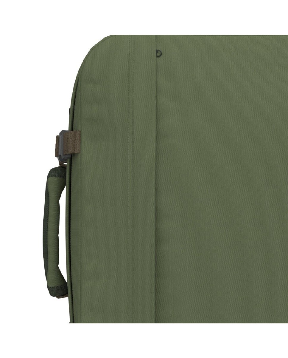 Mochila CZ061802 com capacidade para 44 L Verde-4