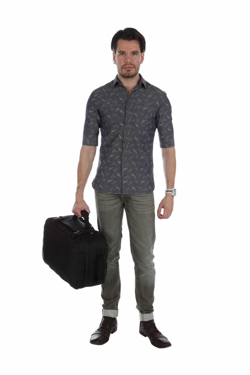 Mochila CZ171201 preta, com capacidade para 36 L Preto-7
