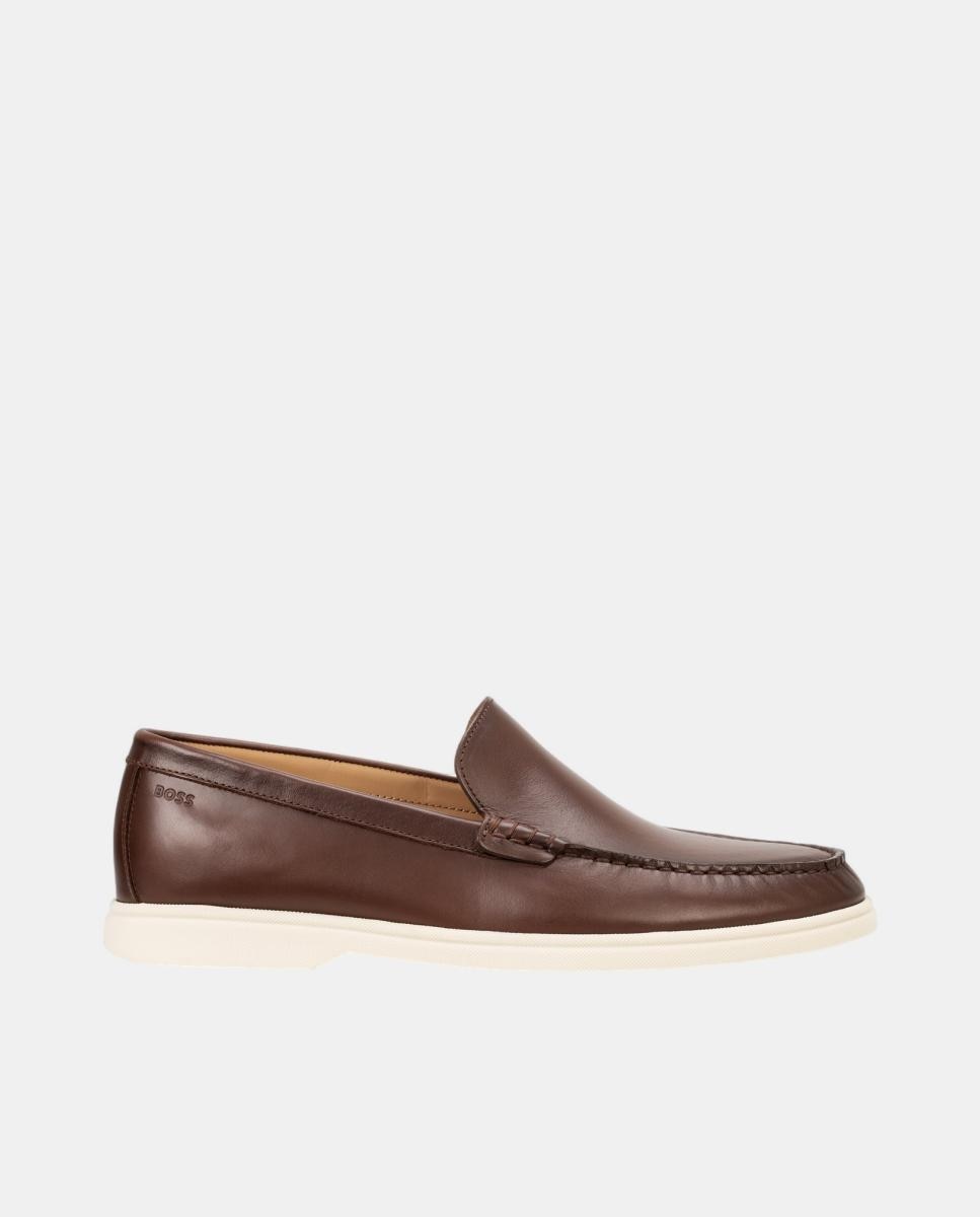 Imagem 0 de Sapatos em Pele