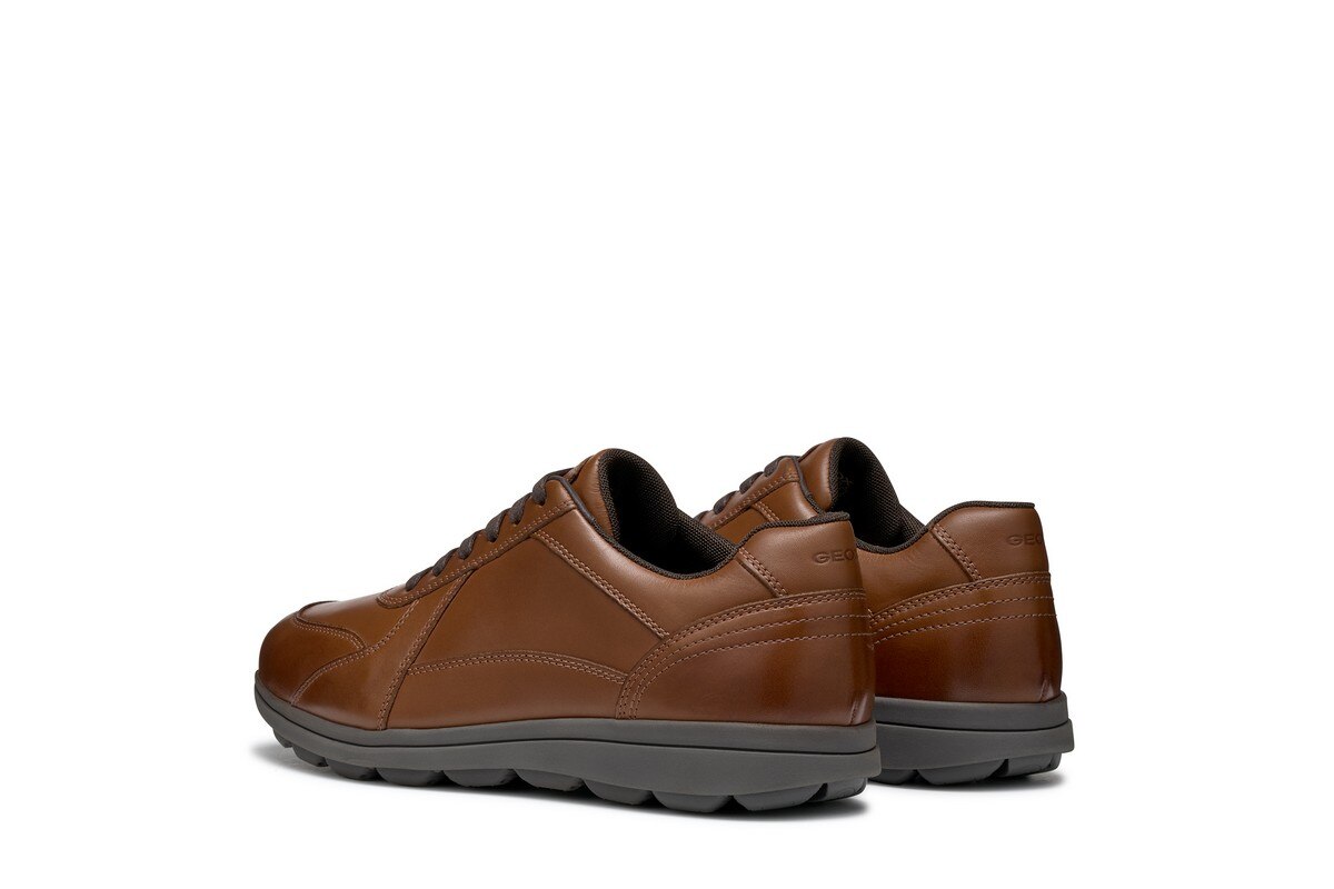 Sapatos almofadados castanhos 9