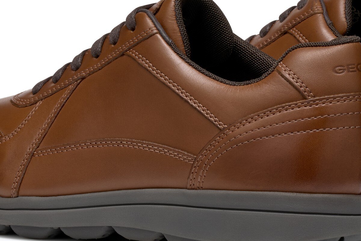 Sapatos almofadados castanhos 10
