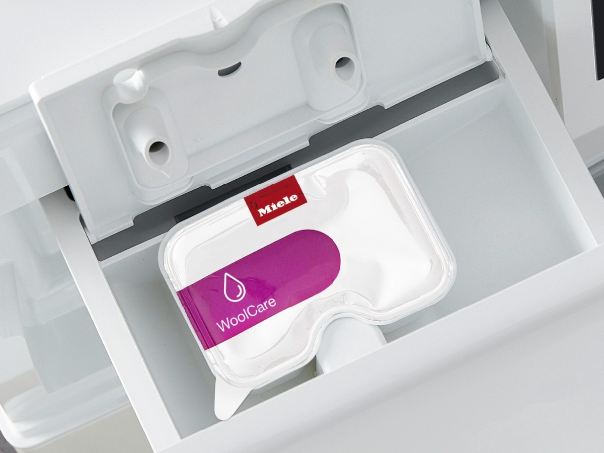 Máquina de Lavar e Secar Roupa Miele WTR 860 WPM PWash e TwinDos e QuickPower de 8/5 kg e 1600 rpm - Branco Lótus Branco-3