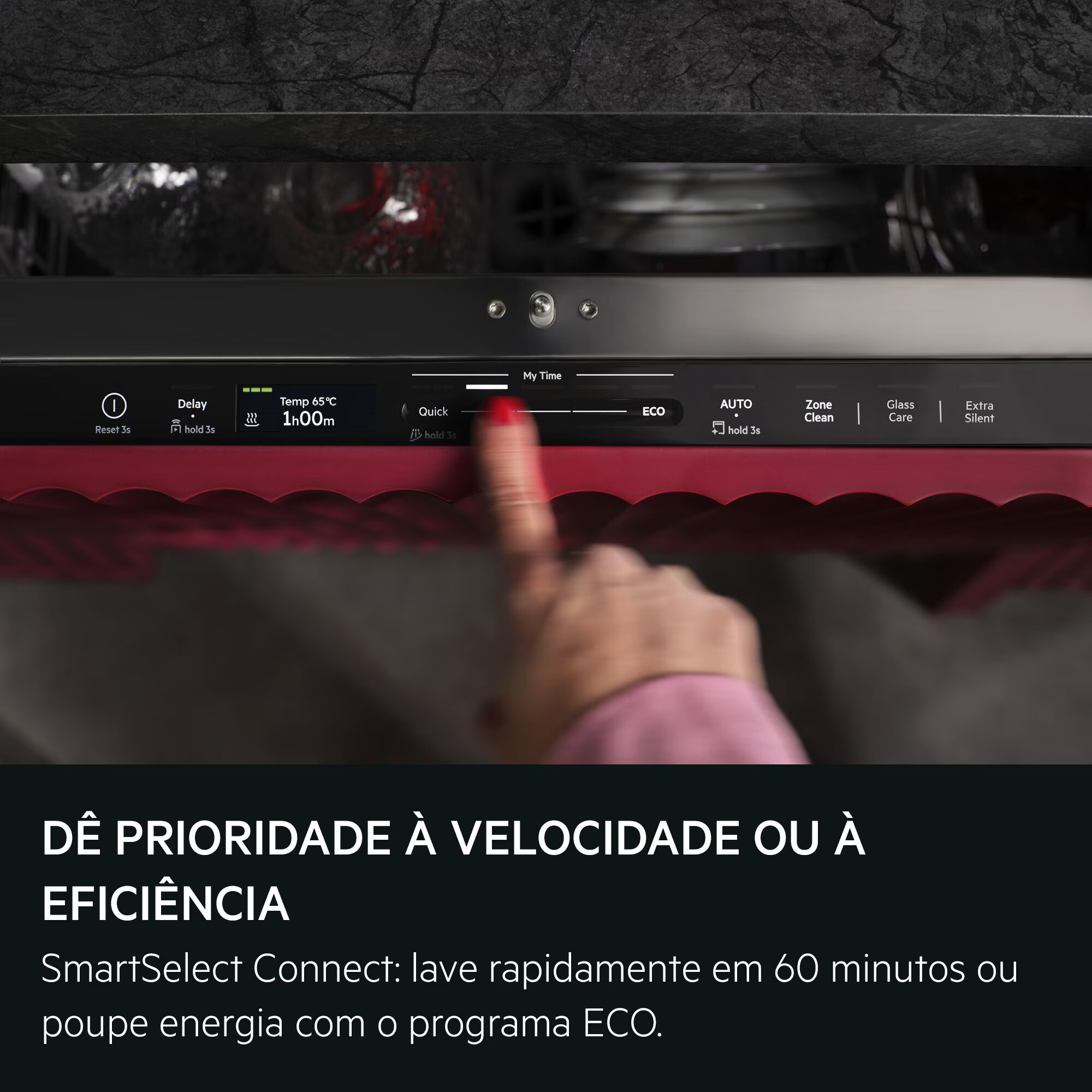 Máquina de Lavar Loiça Encastrável AEG Série 8000 GI8200X5TN, de 14 Conjuntos, 3ª Bandeja, Cesto Regulável em Altura, Luz Interior, Extra Silenciosa e de 60 cm 6
