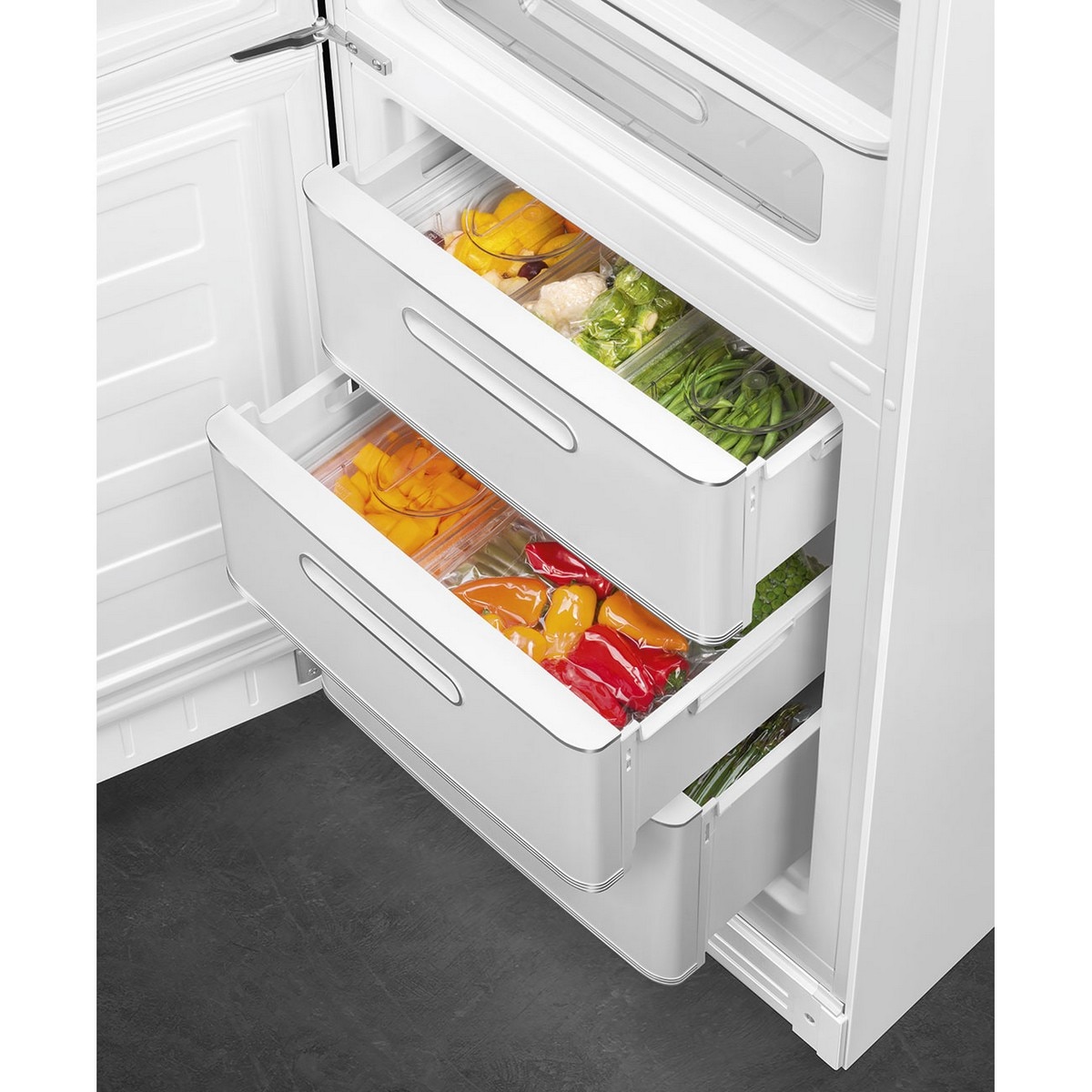 Frigorífico Combinado Smeg FAB32LWH6 No Frost, 331 Litros, com Abertura à Esquerda - Branco Branco-9