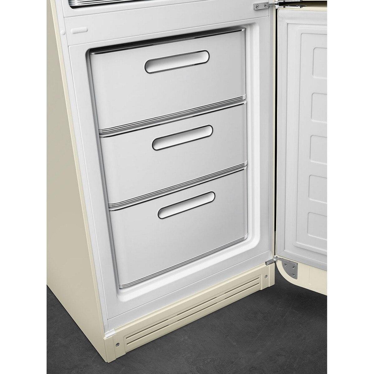 Frigorífico Combinado Smeg FAB32RCR6 Total No Frost, 331 litros com Abertura à Direita - Creme 8