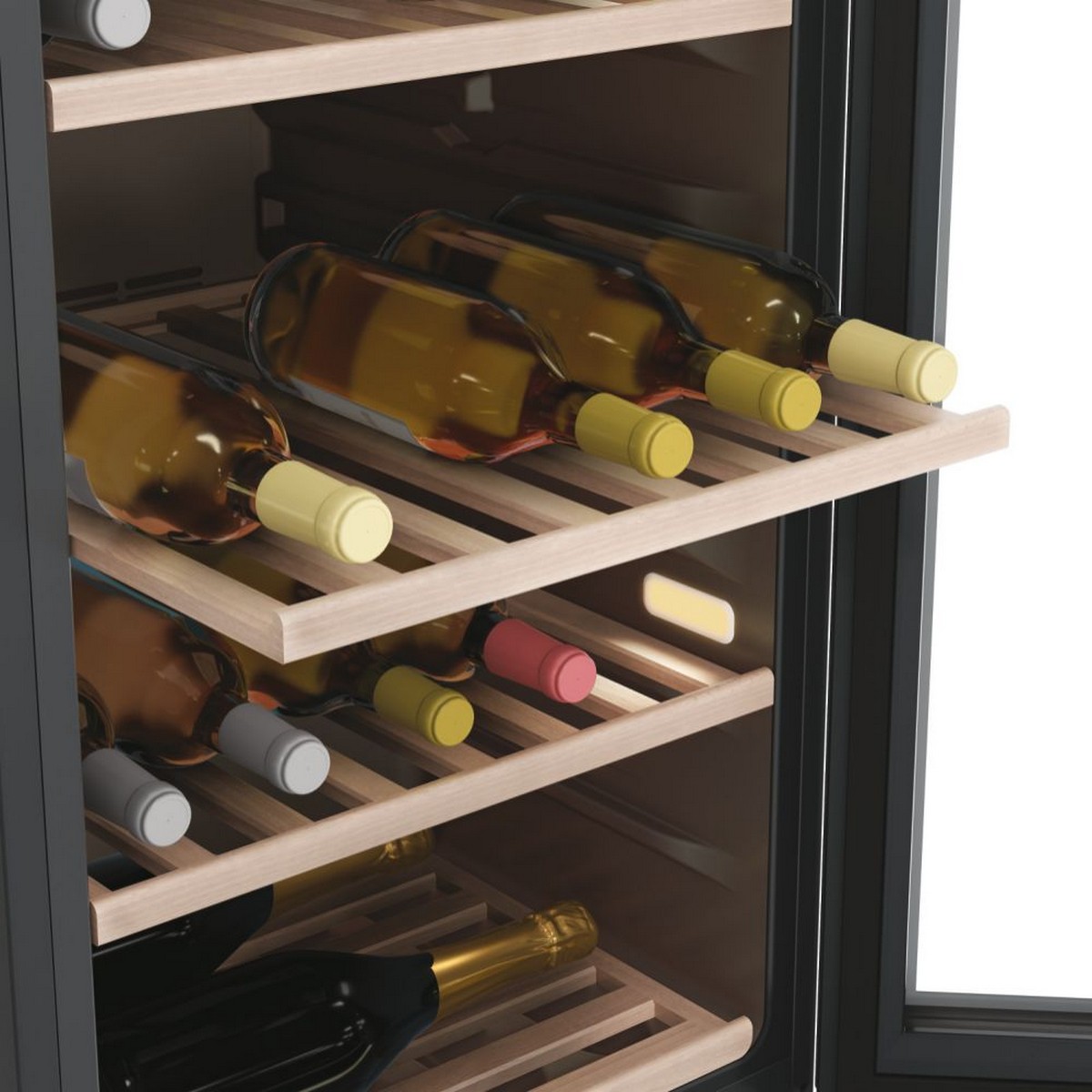 Garrafeira Haier Wine Bank 50 Série 7 HWS77GDAU1 Controle Remoto com Capacidade para 77 Garrafas Standard - Preto e Vidro Preto / Vidro-5
