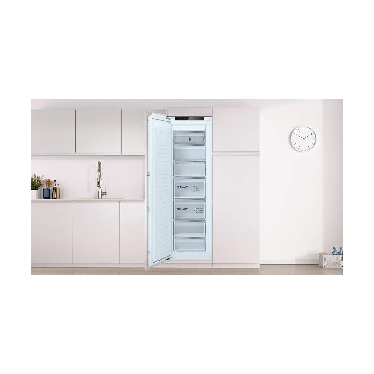 Arca Congeladora Vertical Encastrável Balay 3GIE737F NoFrost de 177,2 cm - Branco Branco-2