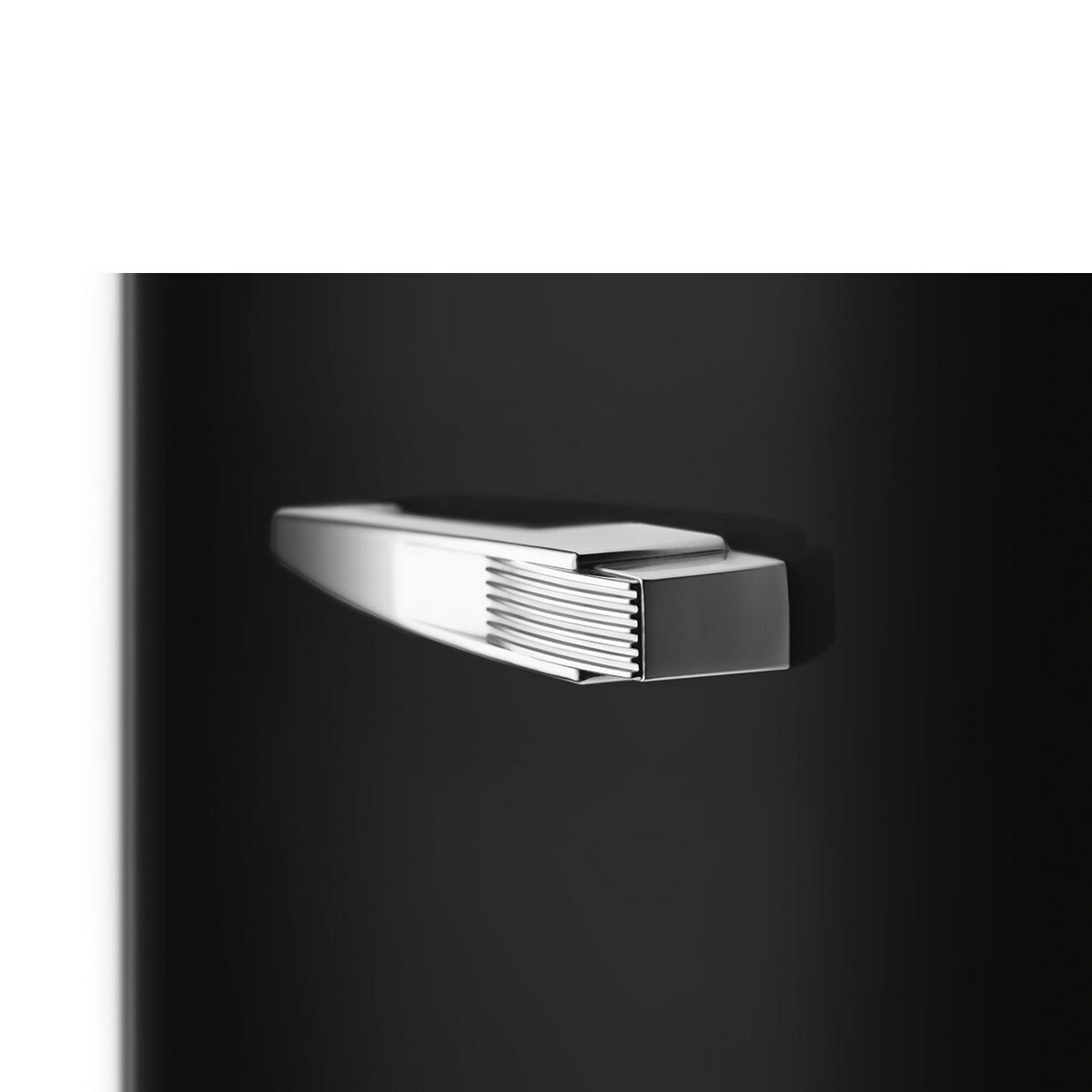 Frigorífico de 1 Porta Smeg FAB28LBL6, Compressor Inverter, 270 Litros, com Abertura à Esquerda - Preto Preto-5