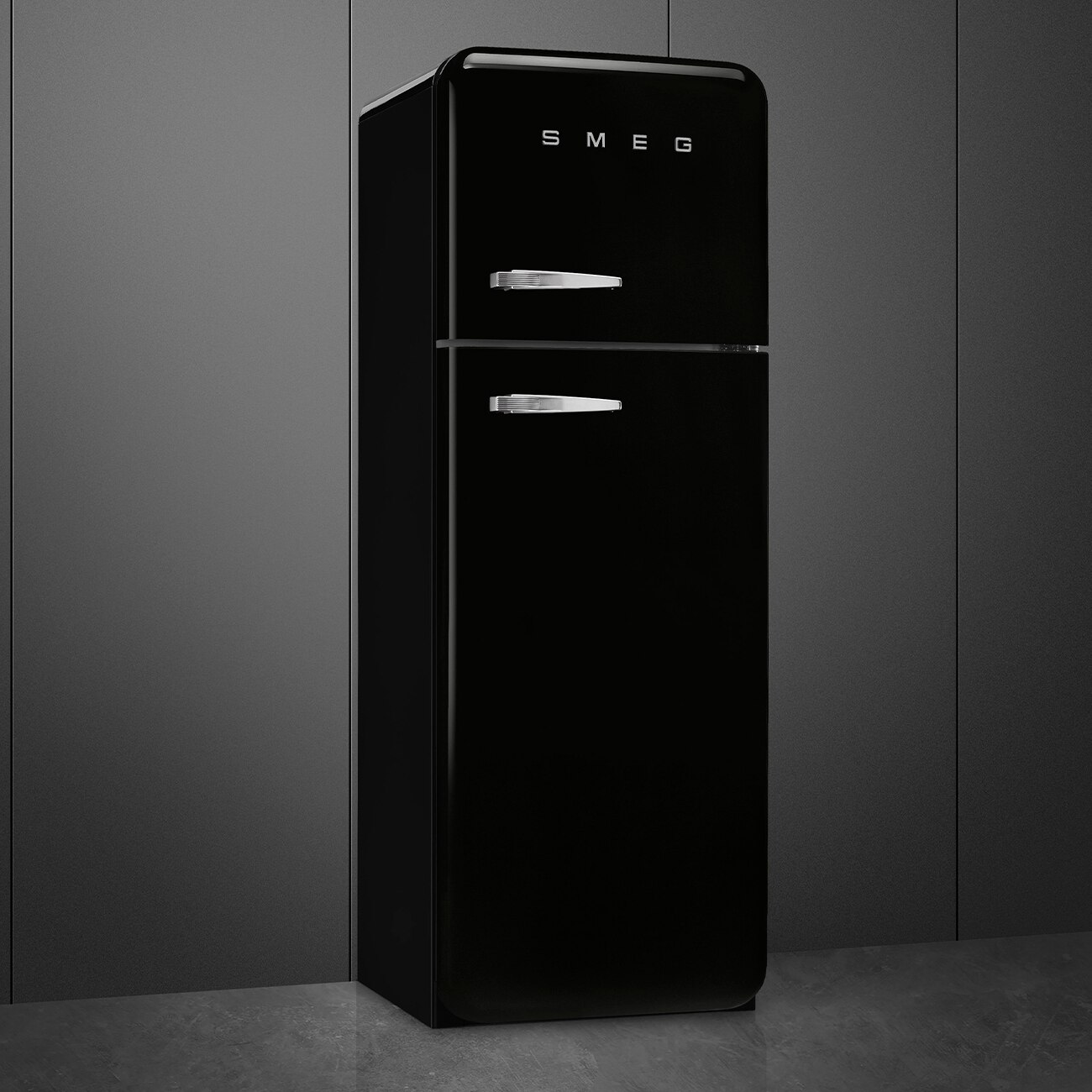 Frigorífico de 2 Portas Smeg FAB30RBL6 Ventilado, 294 Litros com Abertura à Direita - Preto Preto-3