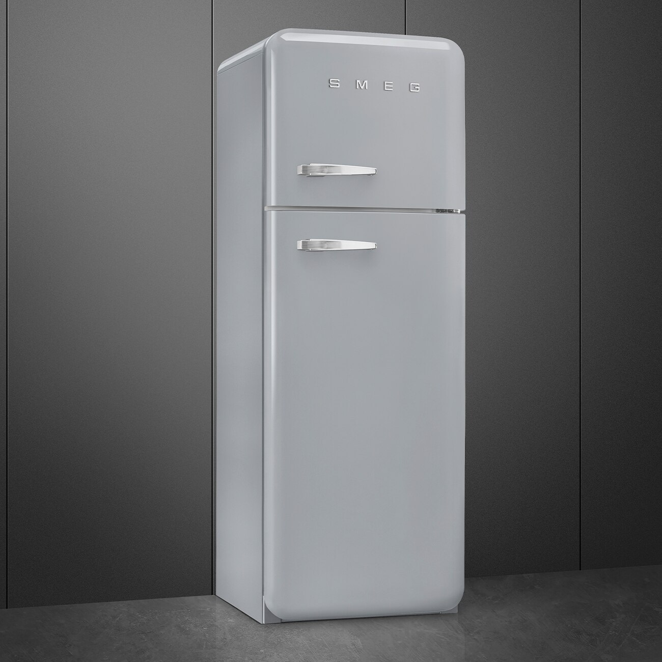 Frigorífico de 2 Portas Smeg FAB30RSV6 Ventilado, 294 Litros com Abertura à Direita - Silver Silver-3