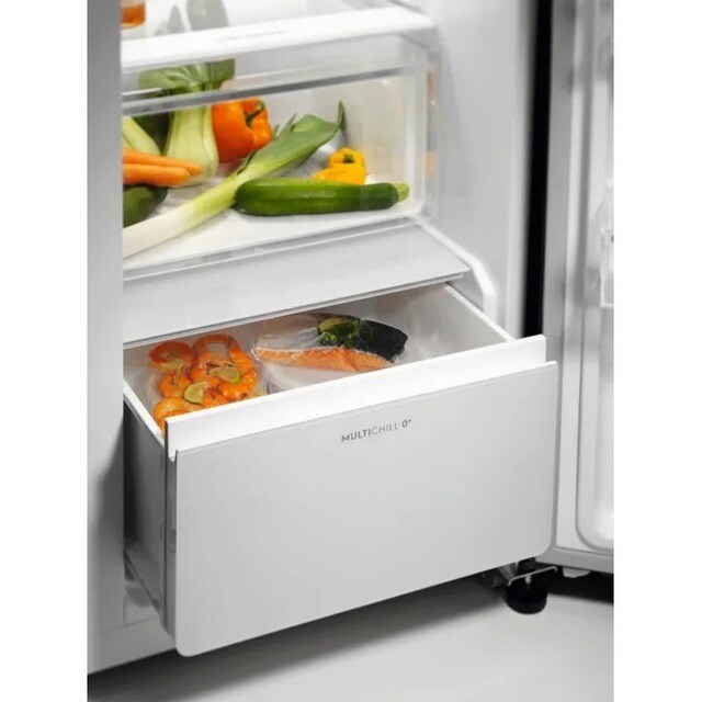 Frigorífico Side-by-Side Série 900 EAI6HD57U0 MultiChill 0° e de 177 cm - Look Inox LookInox-5