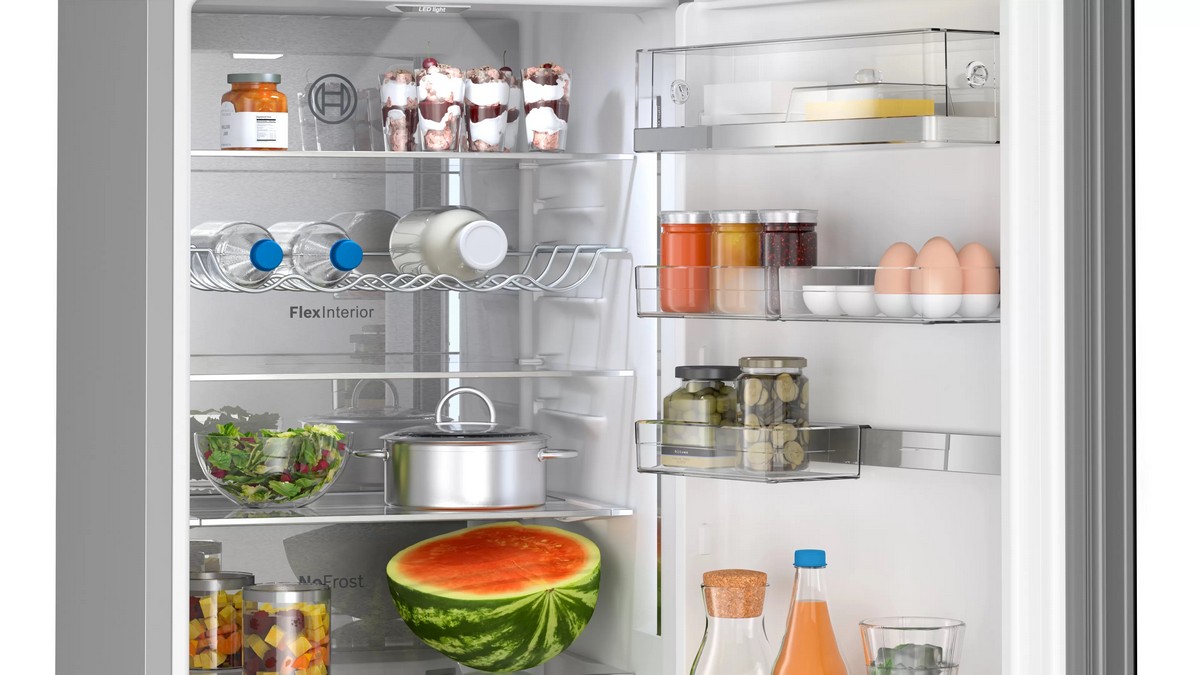 Frigorífico Combinado Bosch Série 6 KGN39LBCF VitaFresh XXL, Tecnologia Intelligent Inverter e No Frost e de 203 cm - Preto Vidro preto-4