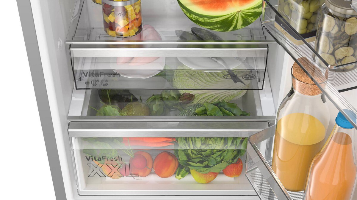 Frigorífico Combinado Bosch Série 6 KGN39LBCF VitaFresh XXL, Tecnologia Intelligent Inverter e No Frost e de 203 cm - Preto Vidro preto-5