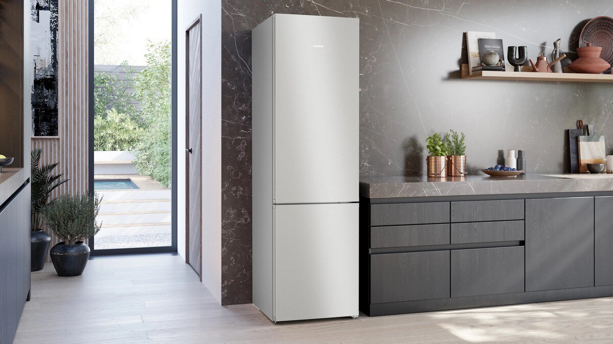 Frigorífico Combinado Siemens iQ300 KG39N2ICF No Frost e hyperFresh de 203 cm - Inox Easyclean Inox-3