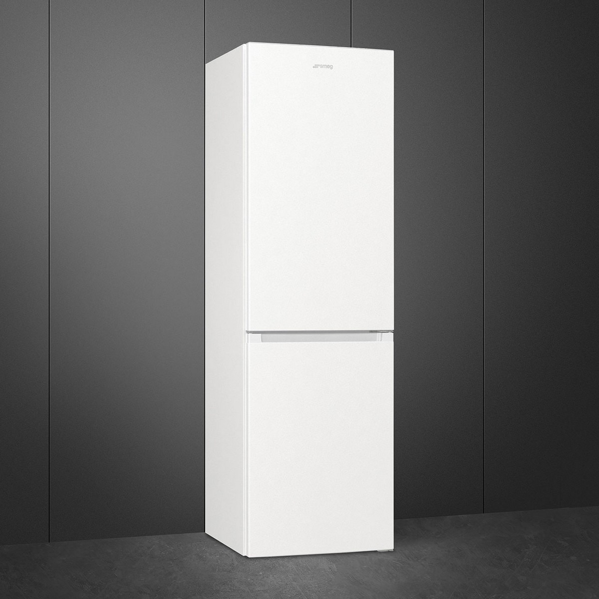 Frigorífico Combinado Smeg Universal RC18WNE Total No Frost e de 185 cm - Branco Branco-2