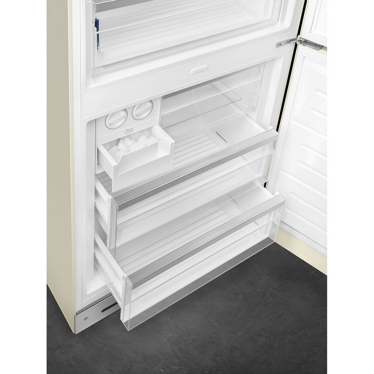 Frigorífico Combinado Smeg Anni 50 FAB38RCR6 Total No Frost, 481 Litros, com Abertura à Direita - Creme Creme-8