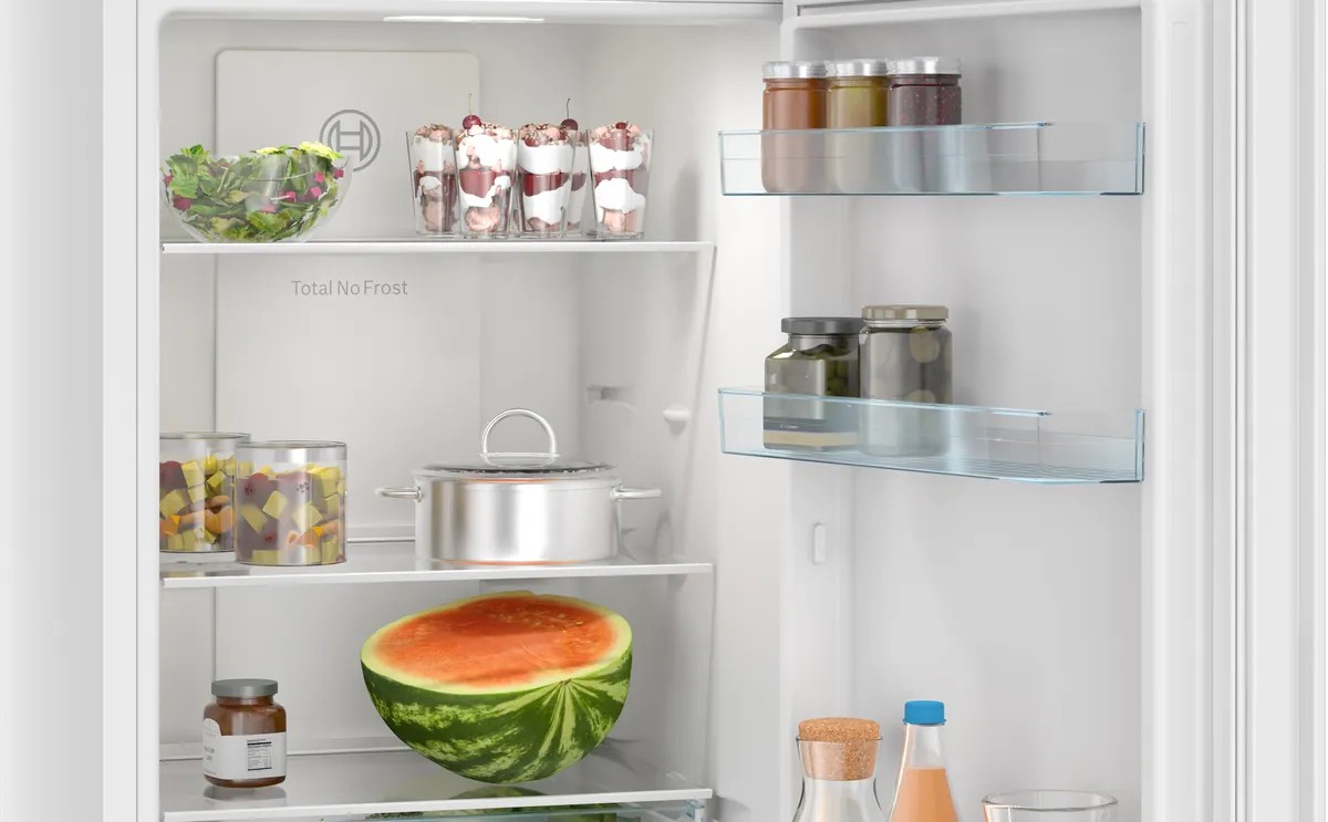 Frigorífico Combinado Bosch KGN33NWDA Total NoFrost, de 175 cm - Branco Branco-3