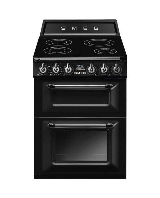 Imagem 0 de Fogão Elétrico com Placa de Indução Smeg Victoria TR62IBL2 Forno Termoventilado de 61 Litros e de 4 Zonas - Preto