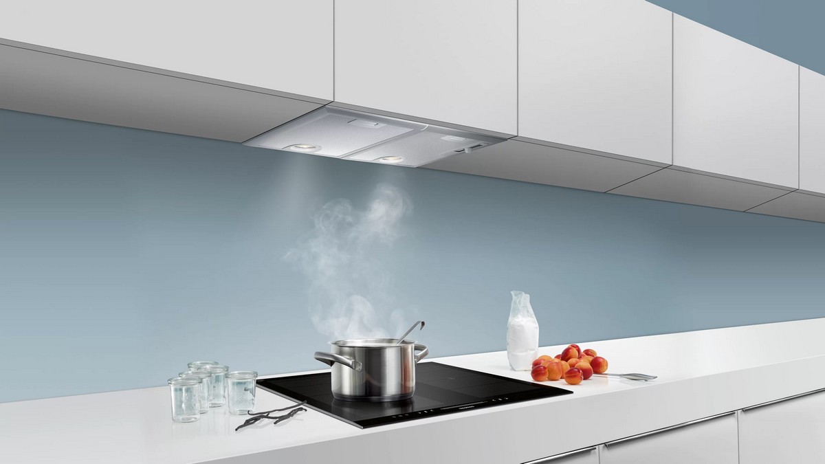Exaustor Encastrável Siemens iQ300 LB55565 com 4 Velocidades e de 53 cm - Metálico Prateado 2