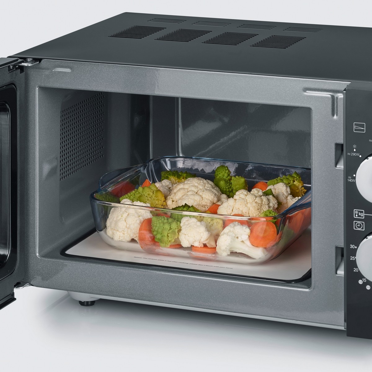 Micro-ondas com Grill Severin MW7762 sem Prato, de 800 W e Capacidade de 20 Litros - Preto Preto-4