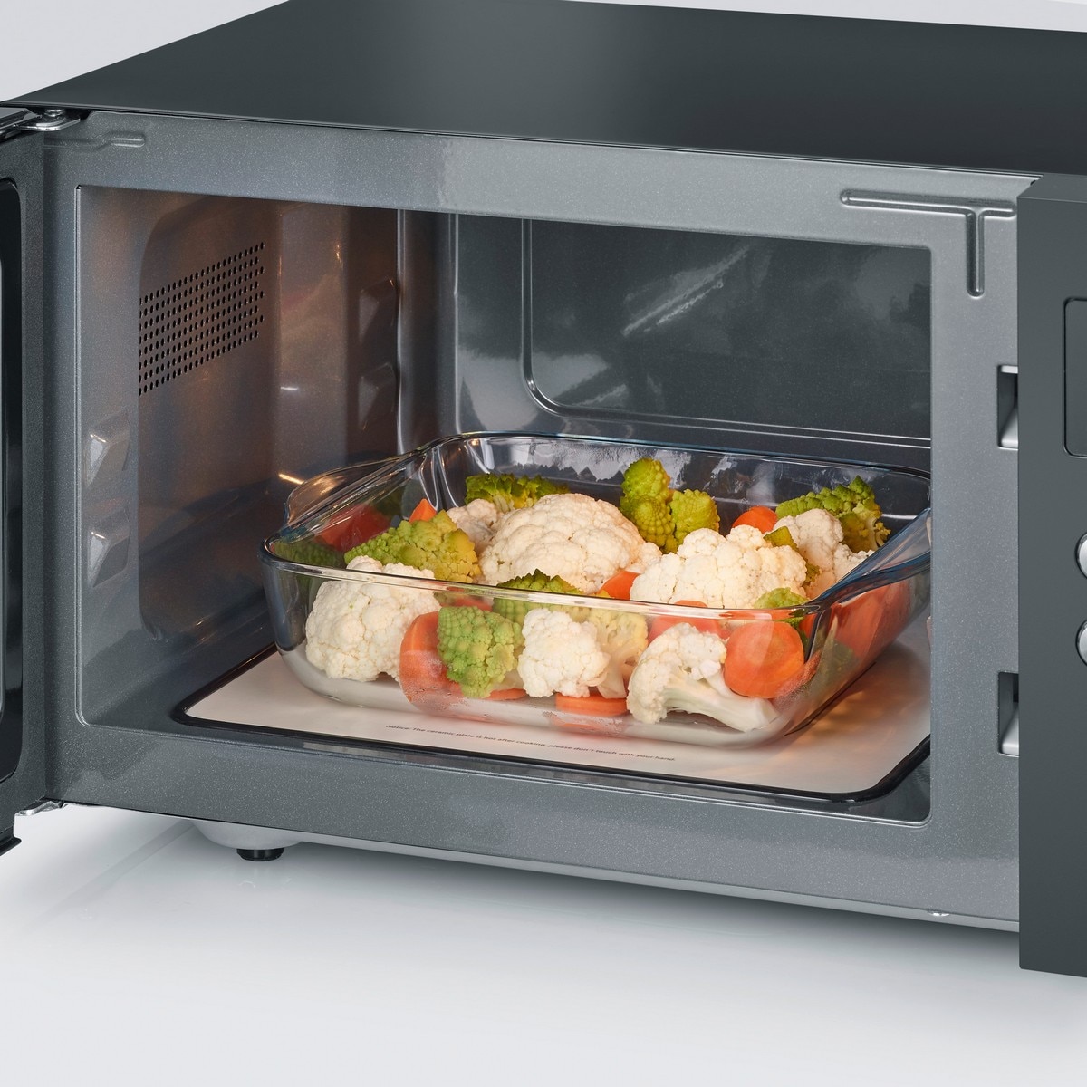 Micro-ondas com Grill Severin MW7771 de 900 W e Capacidade de 25 Litros - Preto Preto-4
