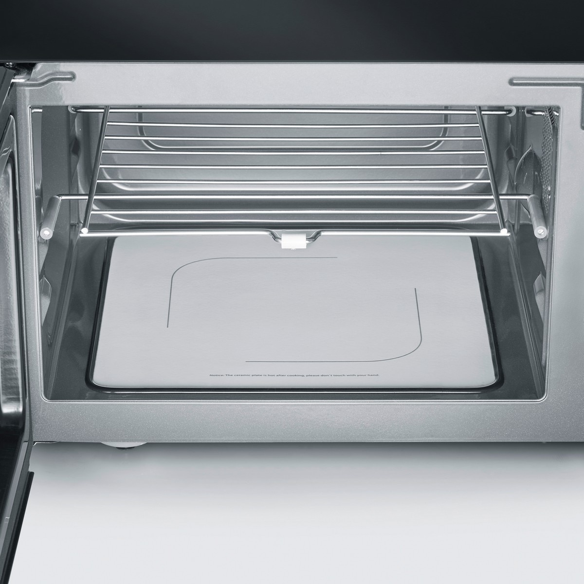 Micro-ondas com Grill Severin MW7771 de 900 W e Capacidade de 25 Litros - Preto Preto-6