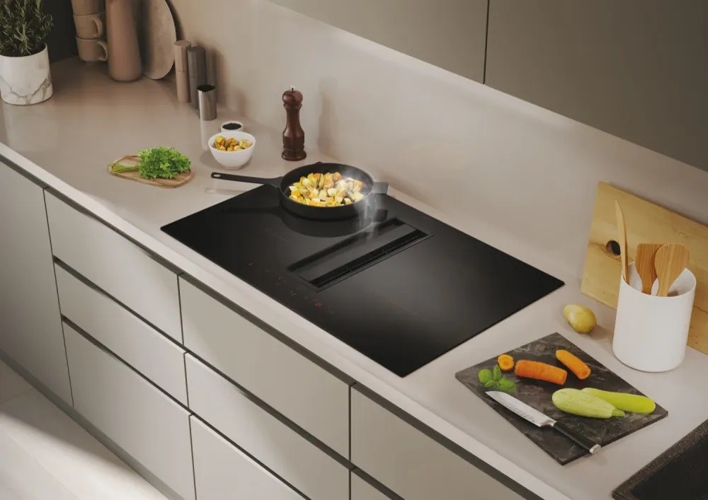 Placa de Indução com Exaustor Integrado Candy CIH8I4CF de 4 Zonas, Cook e de 83 cm - Preto Preto-8