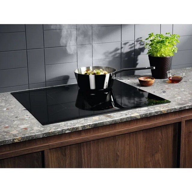 Placa de Indução Electrolux Série 300 EIT614 Induction de 4 Zonas e de 60 cm - Preto Preto-4