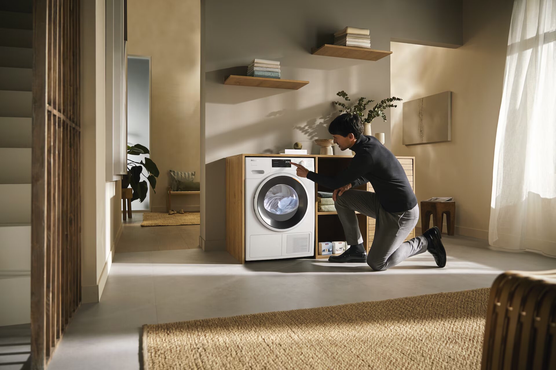 Máquina de Secar Roupa Miele TWC 640 Bomba de Calor, EcoSpeed, DirectSensor, FragranceDos e de 8 kg - Branco White Edition-5
