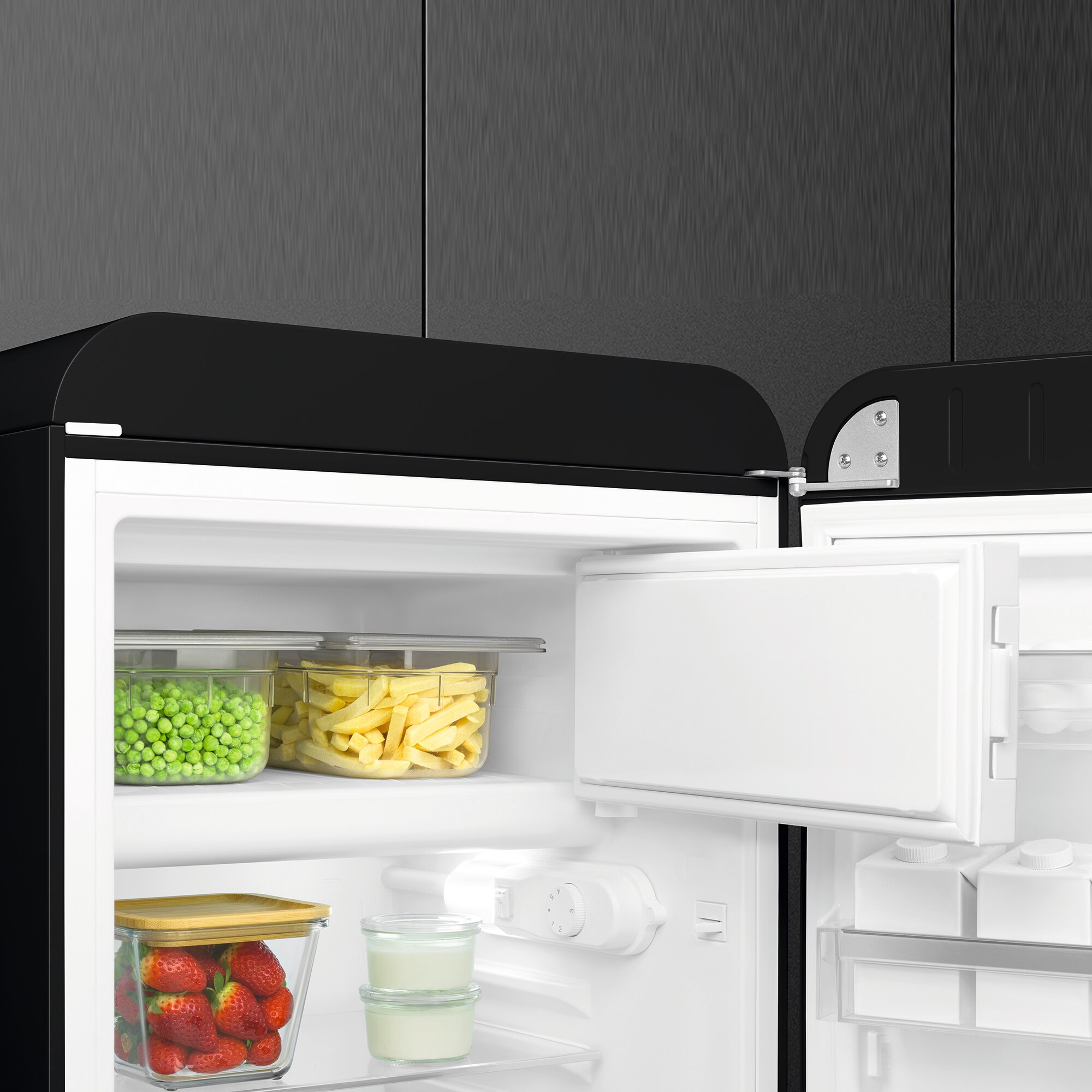 Recondicionado - Grade B - Frigorífico de 1 Porta Smeg Anni 50 FAB10RBL5 Estático com Dobradiças à Direita e de 97 cm - Preto Polido Preto-11