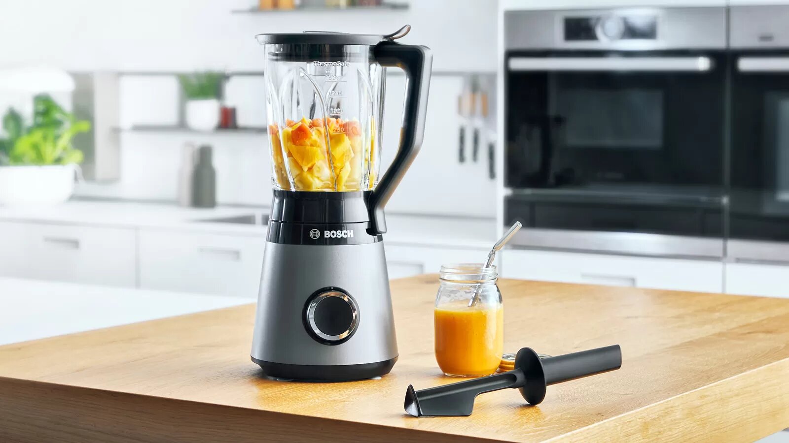 Liquidificador Bosch VitaPower Serie 4 MMB6172S de 1200 W e de 2 Litros - Prateado Prateado-3