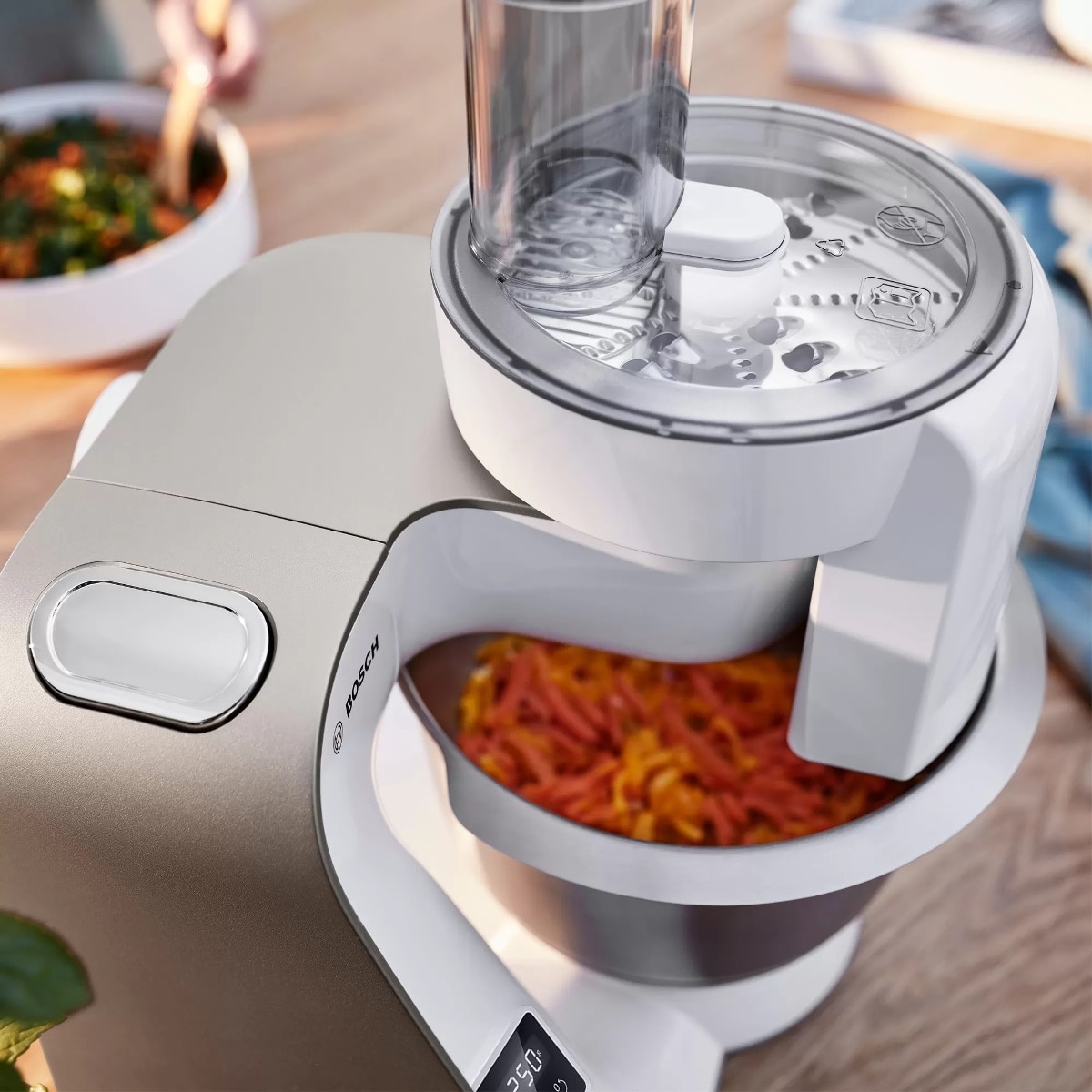 Batedeira com Taça Bosch Mum5XW20 de 1000 W Capacidade 3,9 Litros -  Branco e Champagne Branco / Champagne-4
