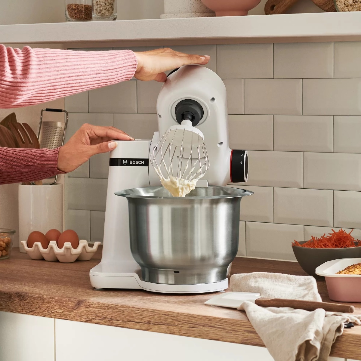 Batedeira com Taça Bosch MumS2EW30 de 700 W Capacidade de 3,8 Litros - Branco Branco-7