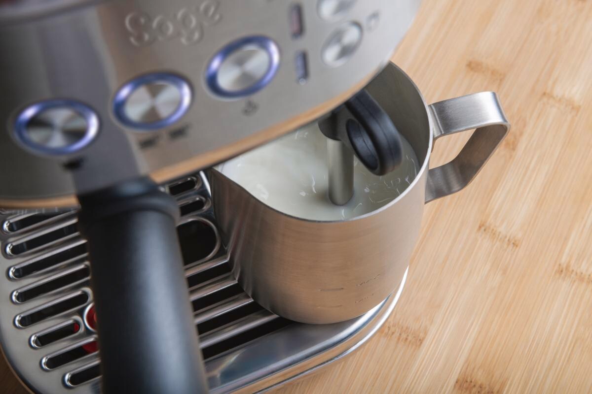 Máquina de Café Expresso Manual Sage SES500BSS4EEU1 Maschine Bambino™ Plus de 1,9 Litros - Café Moído - Inox e Preto Inox-9