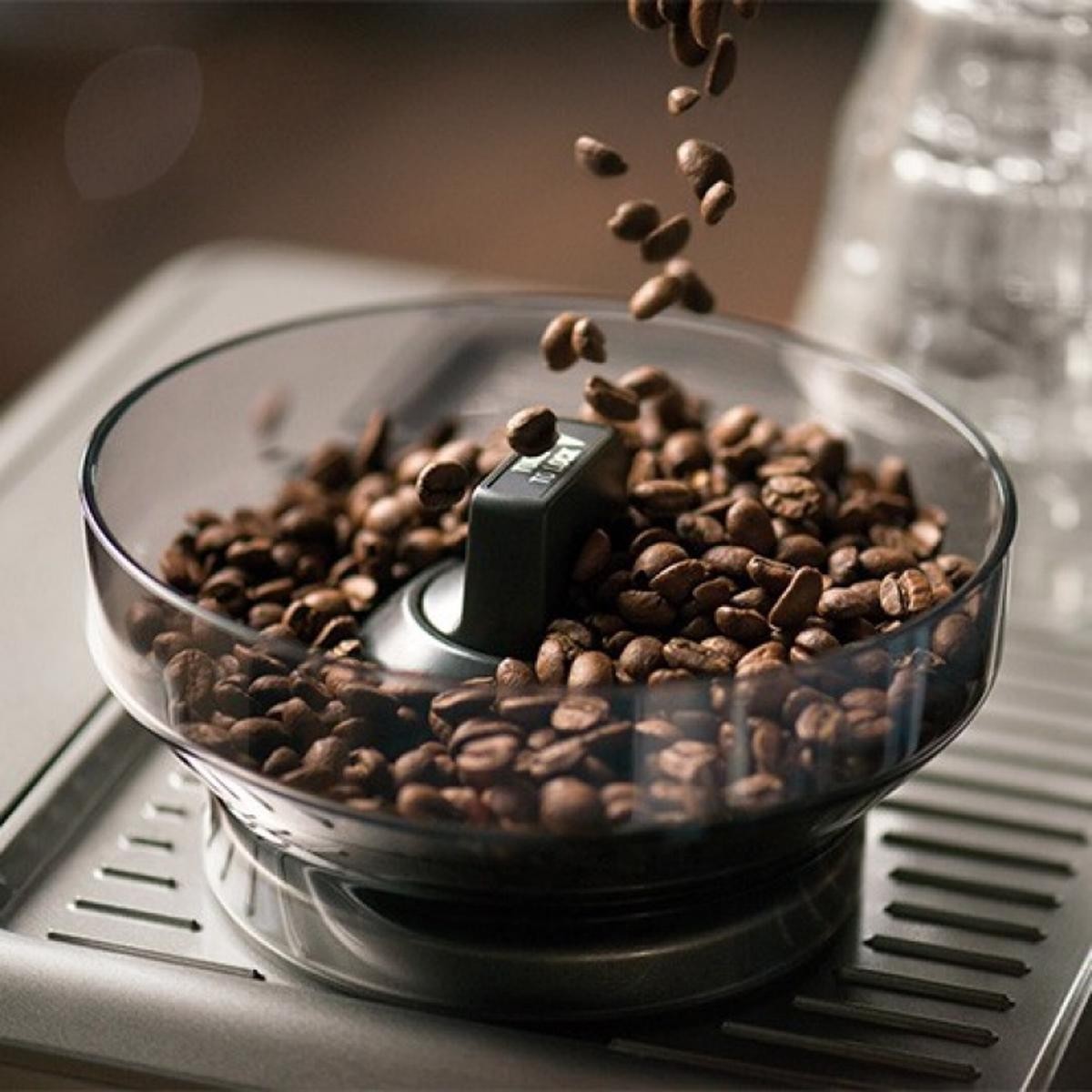 Máquina de Café Expresso Manual Sage SES880BSS4EEU1 Machine The Barista Touch com Ecrã Tátil Intuitivo - Café em Grão - Inox Escovado 8