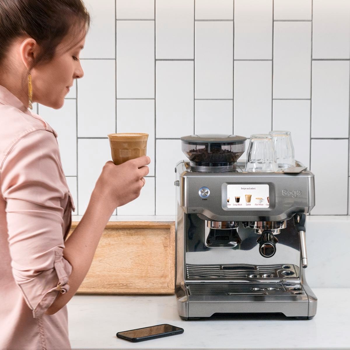 Máquina de Café Expresso Manual Sage SES880BSS4EEU1 Machine The Barista Touch com Ecrã Tátil Intuitivo - Café em Grão - Inox Escovado 9