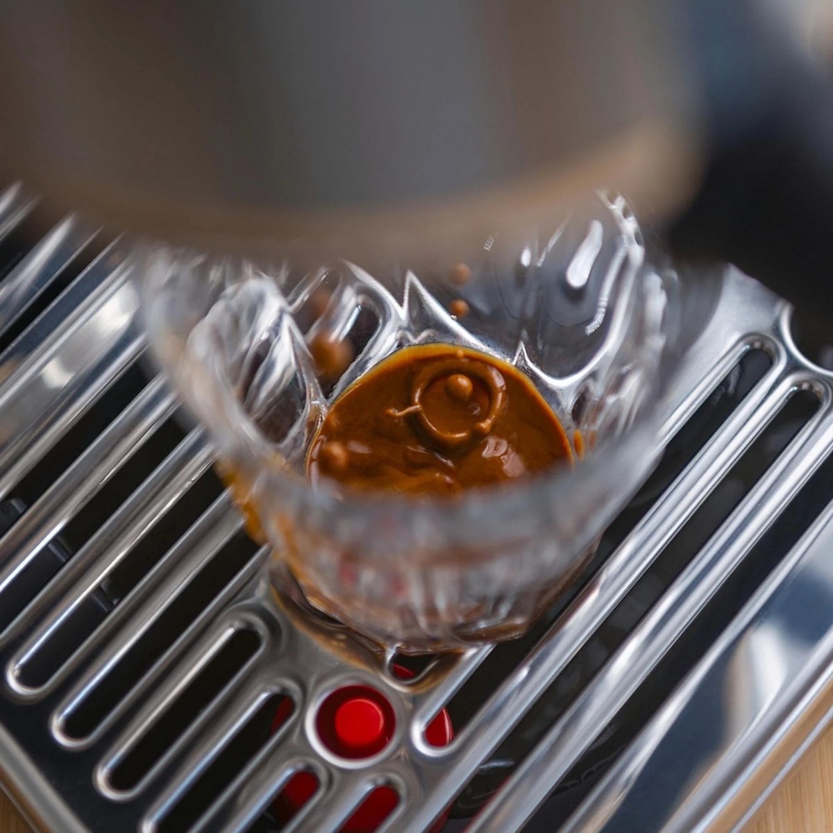 Máquina de Café Manual Sage SES500BTR4EEU1 Bambino Plus de 1600 W e 9 bar - Preto 4