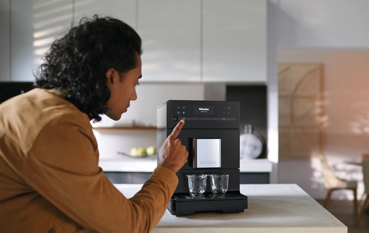 Máquina de Café Automática Miele CM 5310 Silence OneTouch for Two e AromaticSystem - Preto Obsidiana Preto-6
