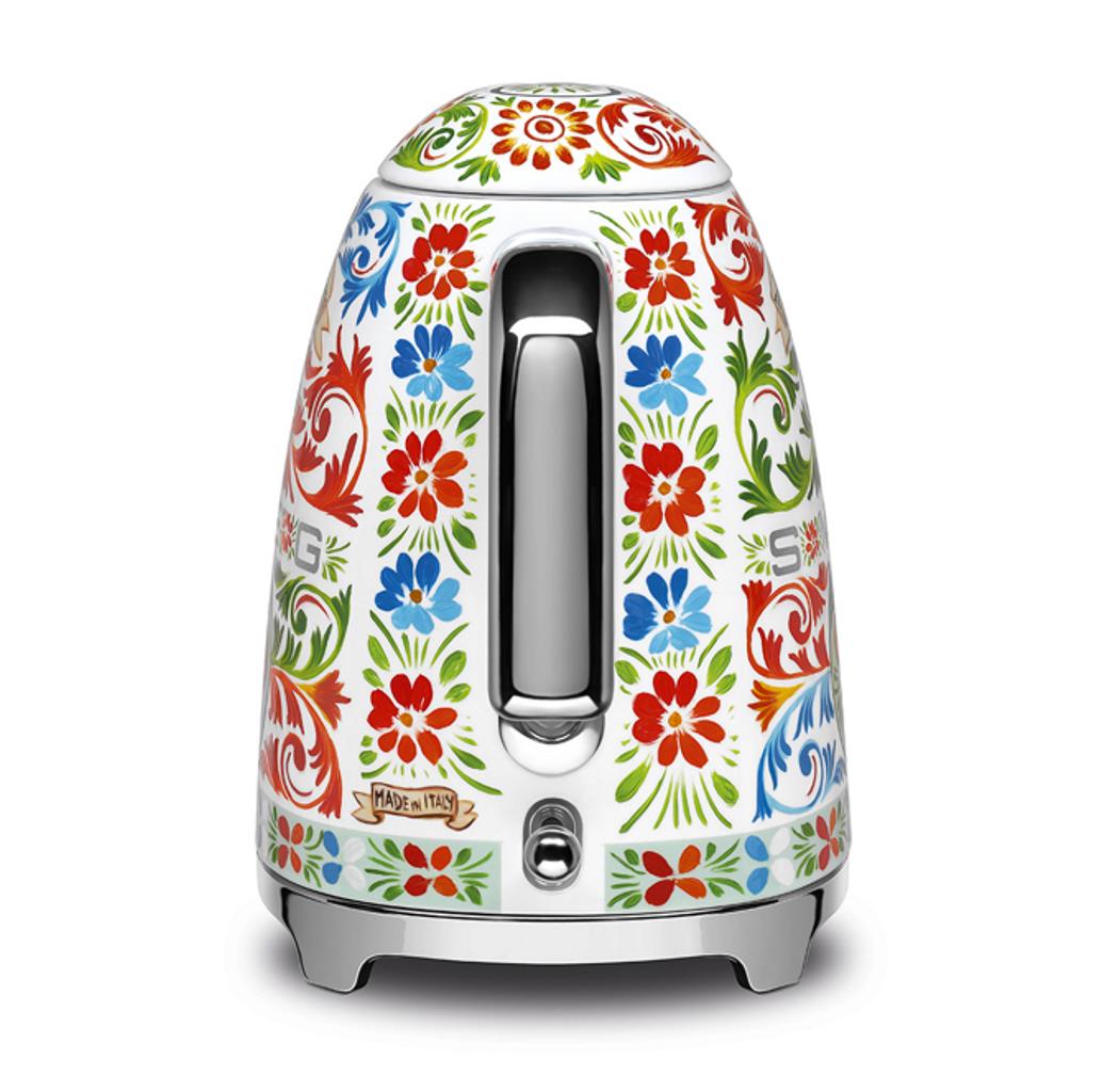 Jarro Elétrico Smeg Anni 50 KLF03DGEU Dolce&Gabbana Sicily Is My Love de 2400 W e de 1,7 Litros - Multicor Multicolor-3