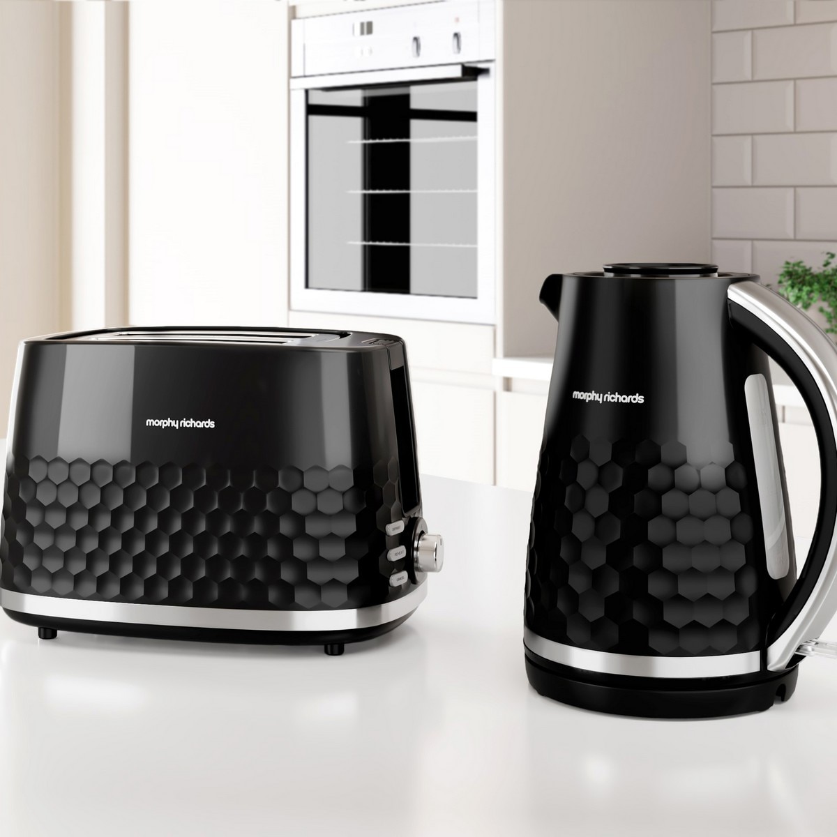 Jarro Elétrico Morphy Richards Linha Hive 108271 de 3000 W e Capacidade de 1,5 Litros - Preto Preto-6